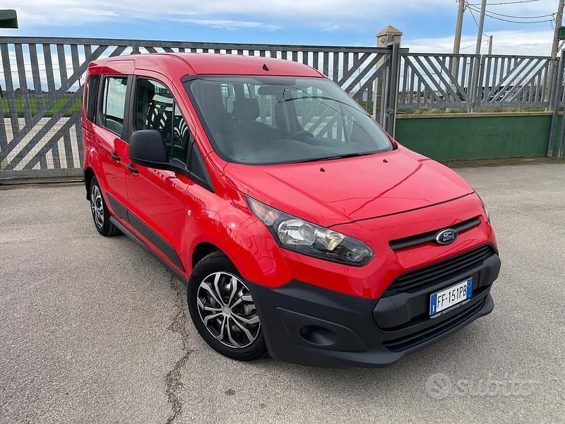 Usata Ford Transit Connect 100 CV (73 kW) 2016 Rosso Monovolume