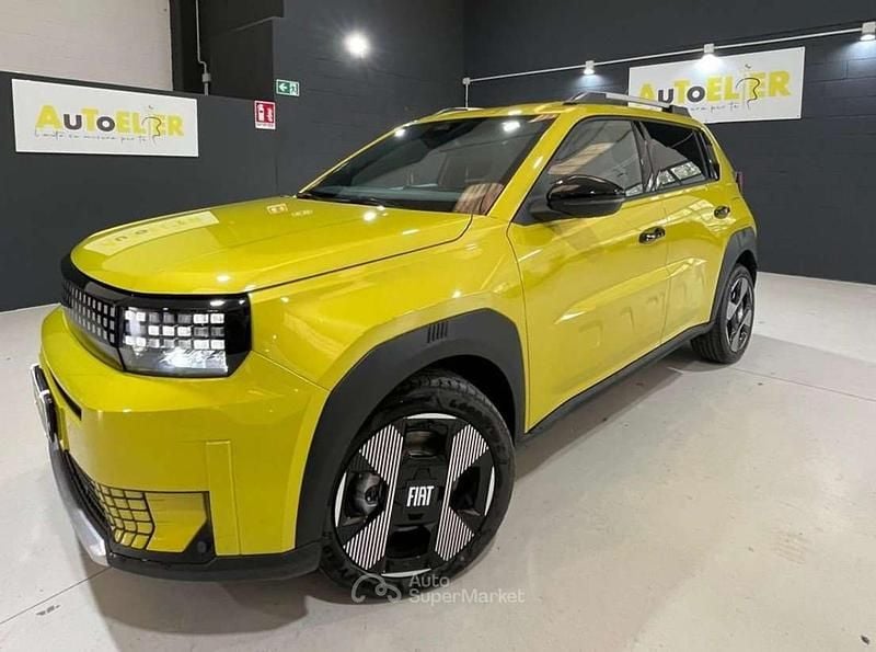 Nuova Fiat Grande Panda Icon 101 CV (74 kW) 2025 Giallo limone Utilitaria