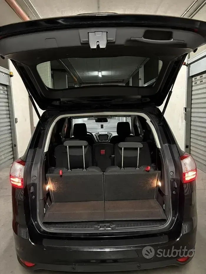 Usata Ford C-MAX 120 CV (88 kW) 2018 Nero Monovolume