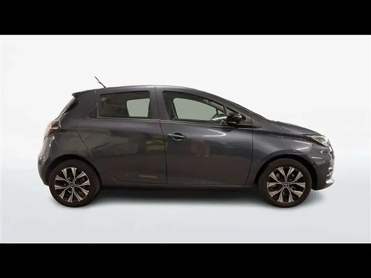 Usata Renault Zoe Business 50 kW (69 CV) 2022 Grigio scuro Utilitaria
