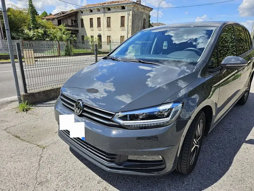 Usata VW Touran Executive 150 CV (110 kW) 2025 Nero Monovolume