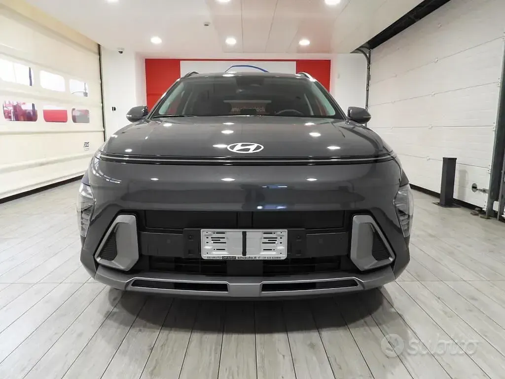 Nuova Hyundai Kona 120 CV (88 kW) 2026 Verde SUV