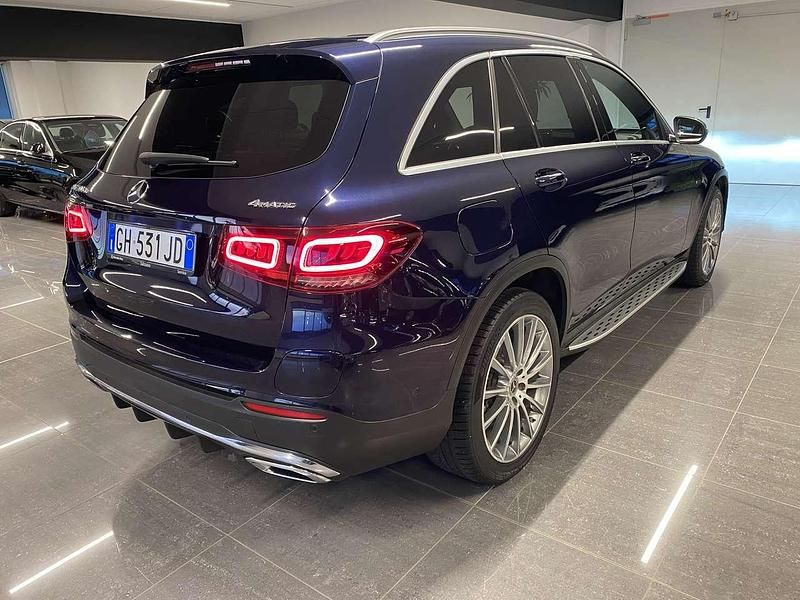 Usata Mercedes GLC300e Premium Plus 194 CV (142 kW) 2021 Blu/azzurro SUV