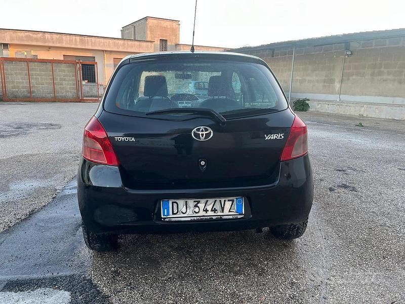 Usata Toyota Yaris 2008 Utilitaria
