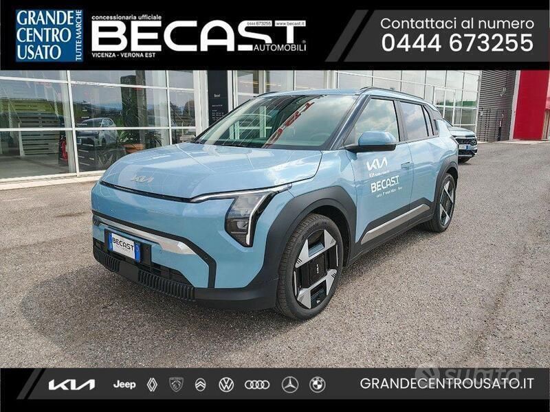 Azzurro pastello Usata 2024 Kia EV3 SUV | 31.900 € - Immagine 1/4