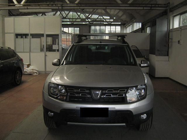 Usata Dacia Duster Lauréate 110 CV (80 kW) 2015 Argento SUV