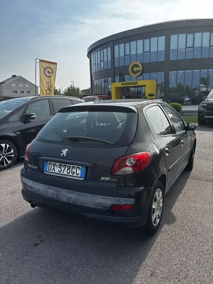 Usata Peugeot 206+ 60 CV (44 kW) 2009 Nero Utilitaria