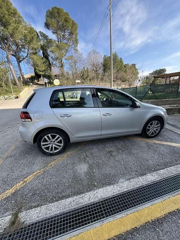 Usata VW Golf VI Comfortline 105 CV (77 kW) 2010 Utilitaria