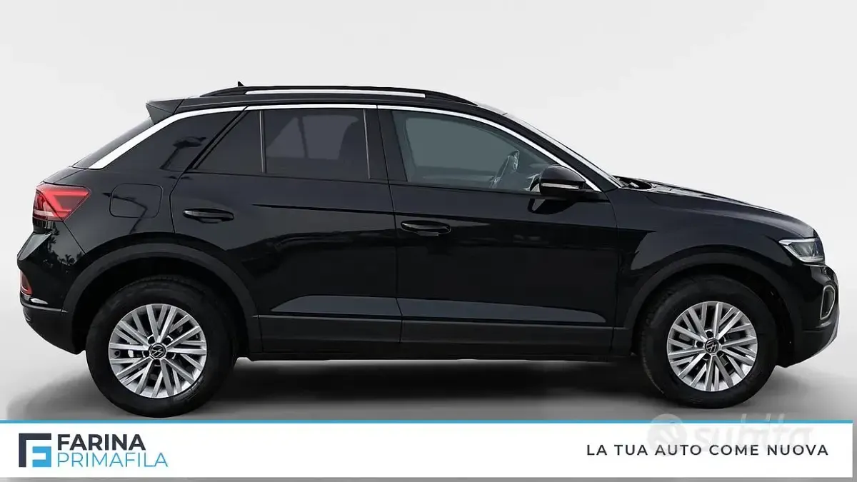 Usata VW T-Roc Life 110 CV (80 kW) 2023 Nero SUV