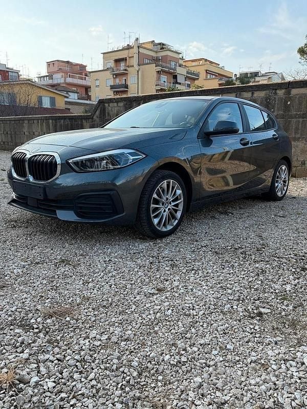 Usata BMW 116 Advantage 116 CV (85 kW) 2020 Grigio Utilitaria
