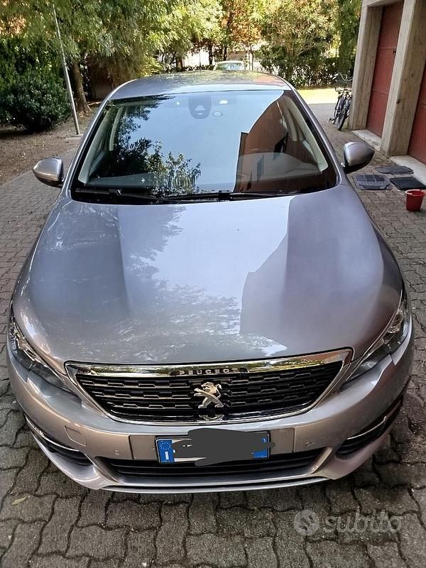Usata Peugeot 308 SW 131 CV (96 kW) 2021 Grigio Station wagon