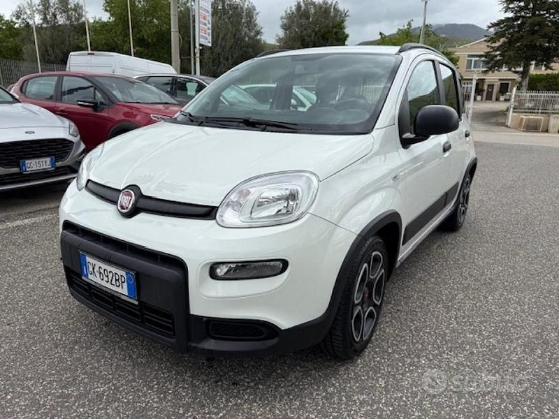 Usata Fiat Panda City Life 69 CV (50 kW) 2022 Bianco Utilitaria