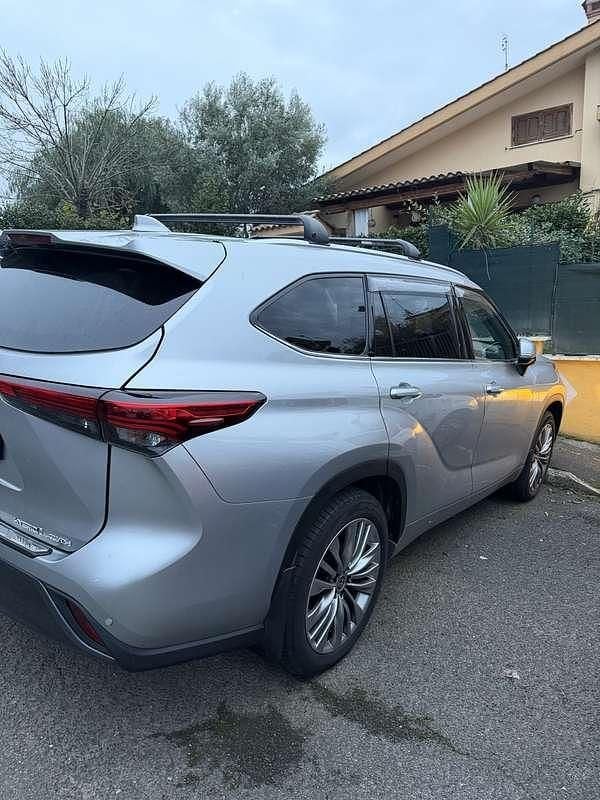 Usata Toyota Highlander Lounge 190 CV (139 kW) 2024 SUV