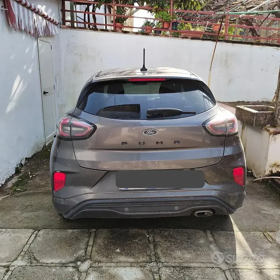Usata Ford Puma S 120 CV (88 kW) 2021 Grigio SUV