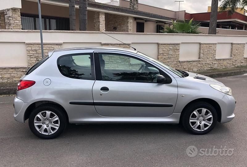 Usata Peugeot 206 60 CV (44 kW) 2009 Grigio Berlina