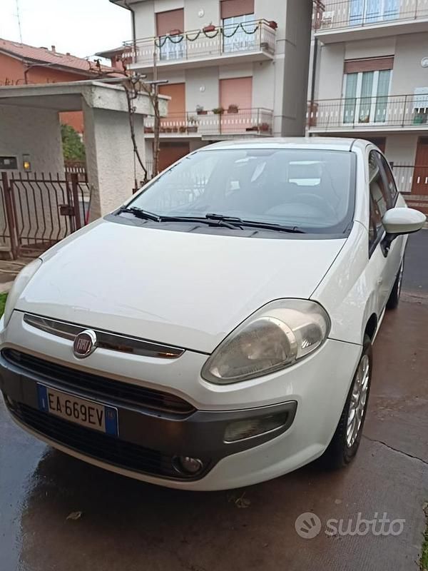 Usata Fiat Grande Punto 2010 Bianco Utilitaria