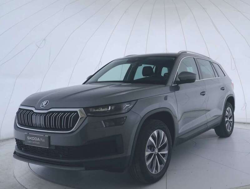 Grigio Usata 2024 Skoda Kodiaq Style SUV | 33.000 € (Cara) - Immagine 1/4