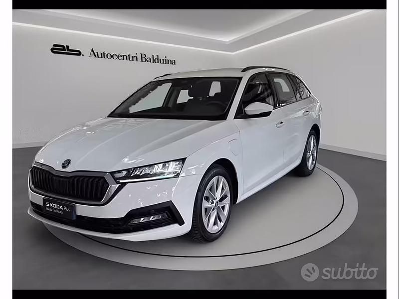 Usata Skoda Octavia Executive 205 CV (150 kW) 2023 Bianco Berlina