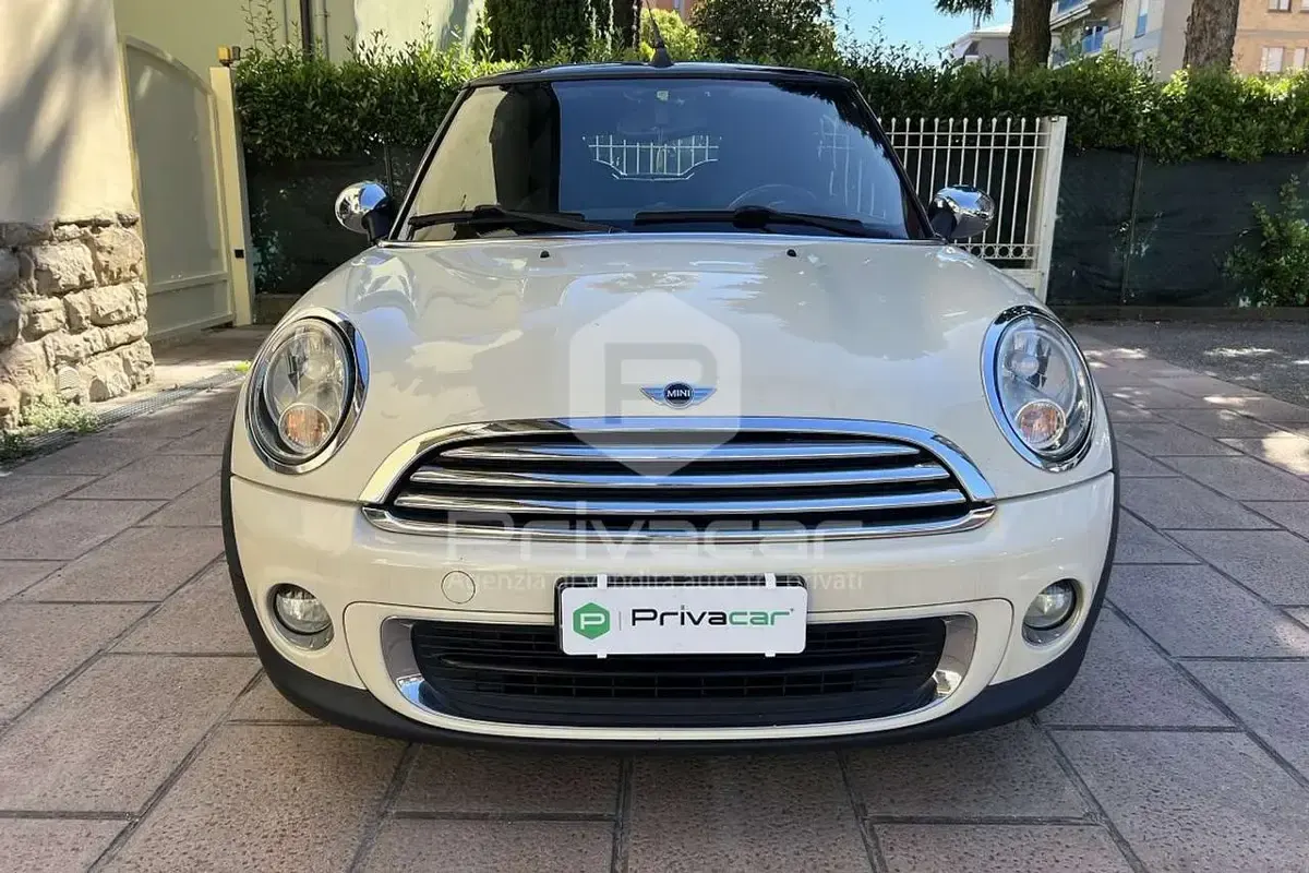 Usata Mini One Cabriolet 98 CV (72 kW) 2012 Bianco Cabrio