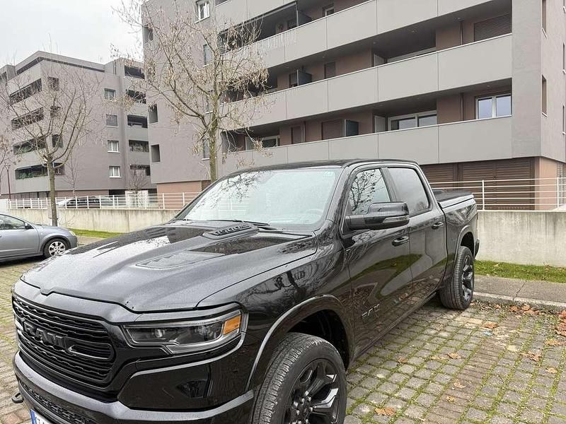 Usata RAM 1500 419 CV (308 kW) 2024 Pick-up