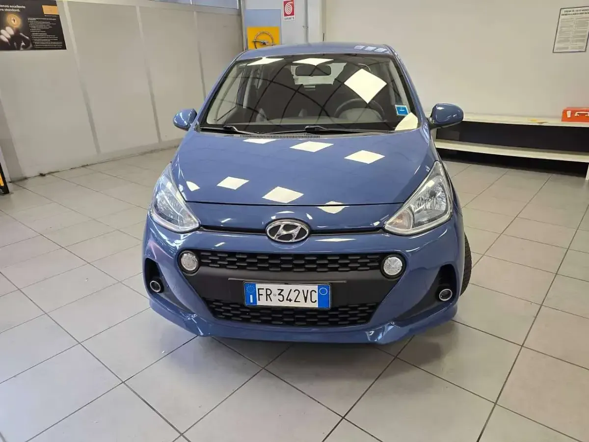Usata Hyundai i10 67 CV (49 kW) 2018 Blu/azzurro Utilitaria