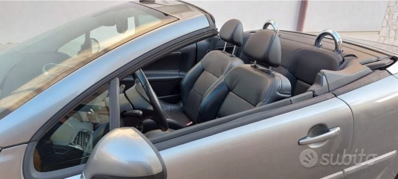 Usata Peugeot 207 CC 2010 Grigio Cabrio