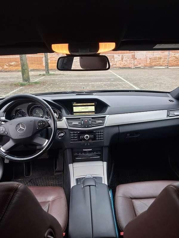 Usata Mercedes E350 Avantgarde 231 CV (169 kW) 2009 Nero Berlina