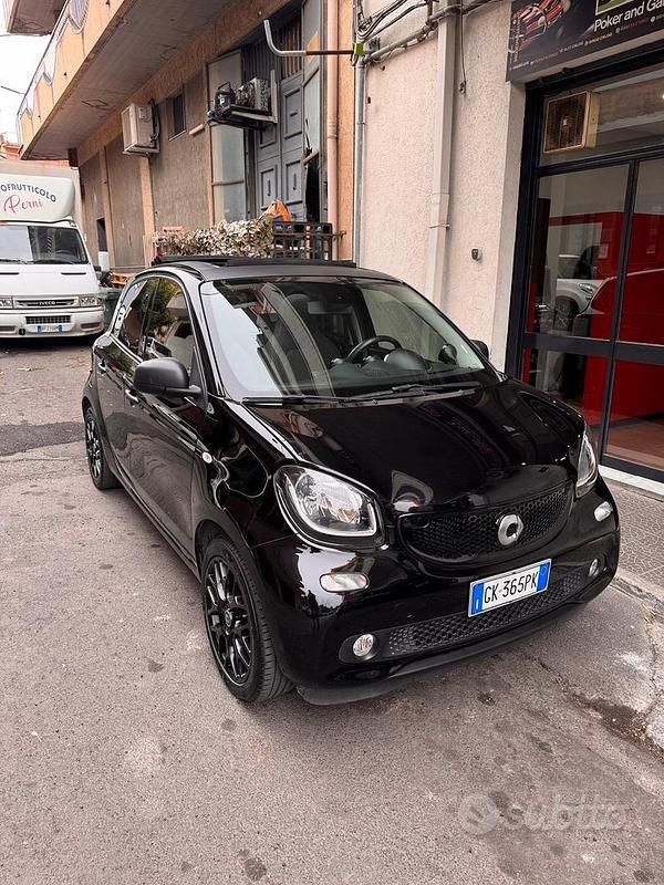 Usata Smart ForFour Passion 71 CV (52 kW) 2019 Nero Utilitaria