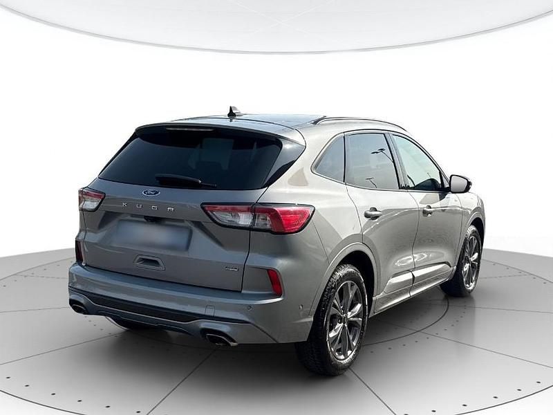 Usata Ford Kuga ST-Line 152 CV (111 kW) 2020 Argento SUV