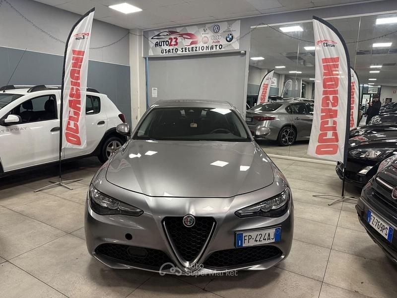 Usata Alfa Romeo Giulia Business 150 CV (110 kW) 2018 Grigio Berlina