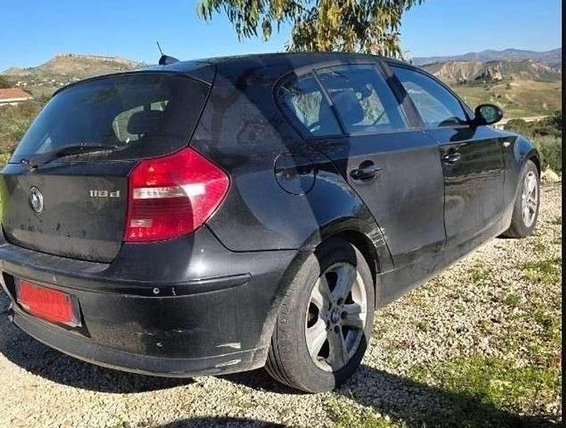 Usata BMW 118 143 CV (105 kW) 2008 Utilitaria