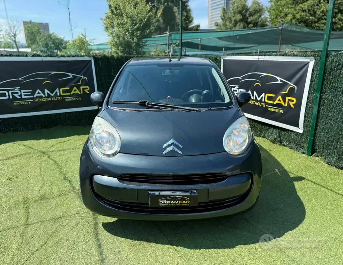 Usata Citroën C1 68 CV (50 kW) 2005 Grigio Utilitaria