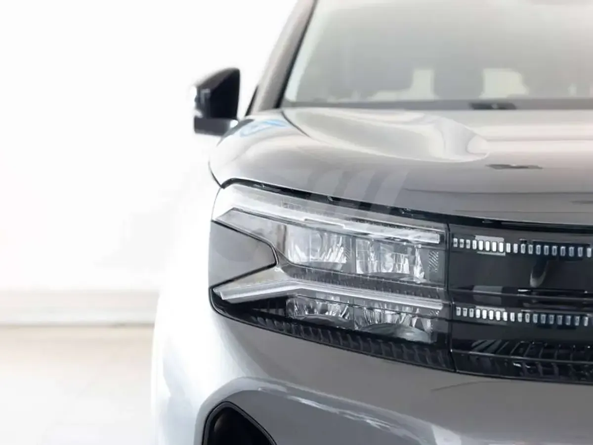 Usata Citroën C5 Aircross 136 CV (100 kW) 2025 Grigio platino SUV