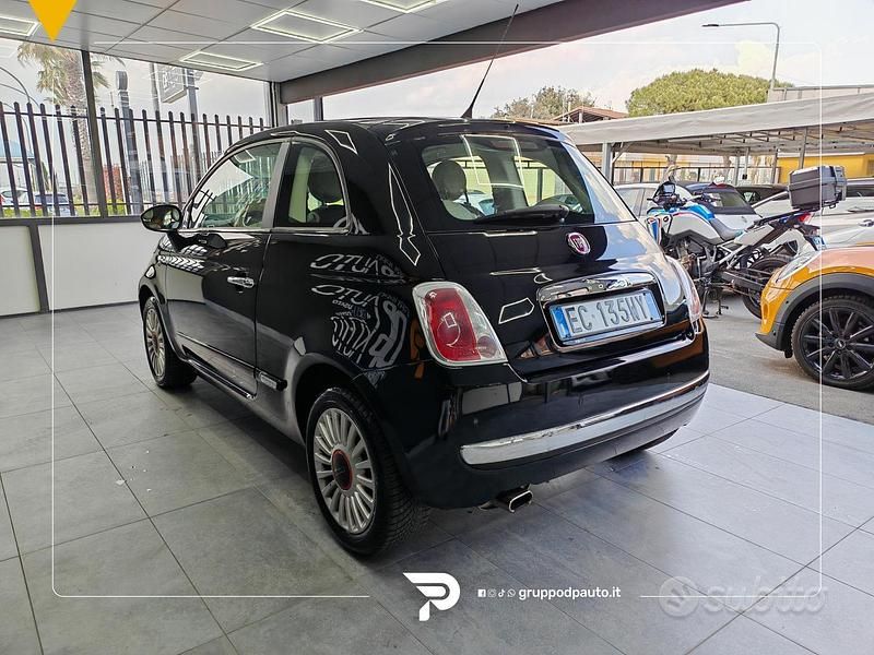 Begagnad Fiat 500 Lounge 69 HK (50 kW) 2010 Svart SUV