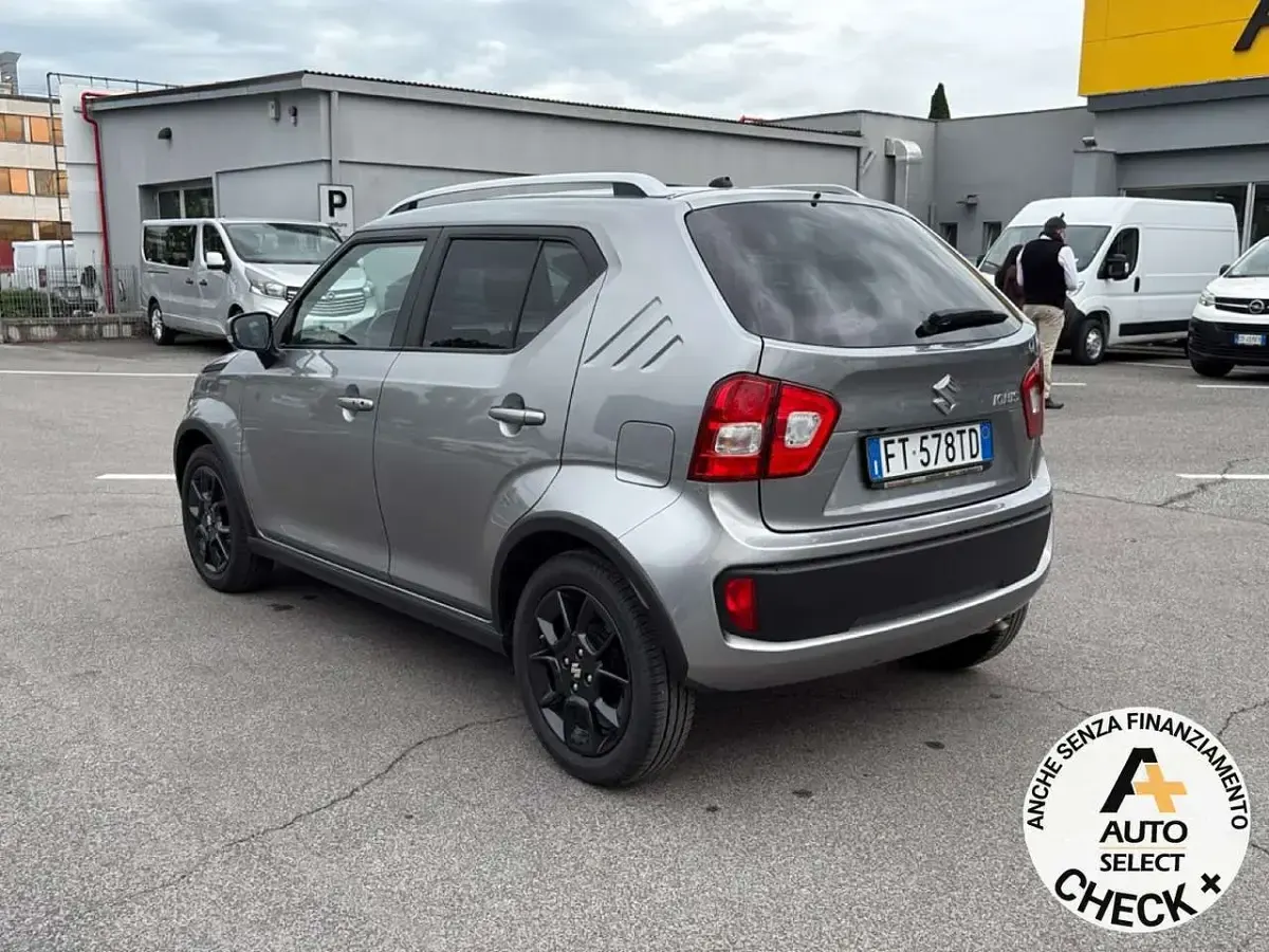 Usata Suzuki Ignis 90 CV (66 kW) 2018 Grigio SUV