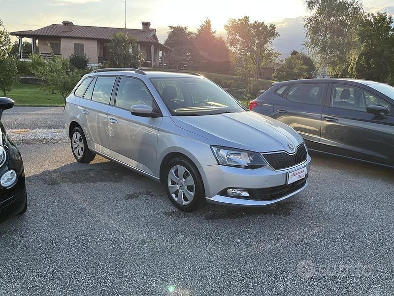 Usata Skoda Fabia 75 CV (55 kW) 2018 Grigio Station wagon