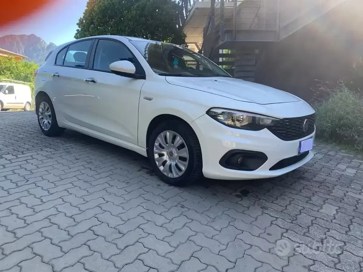 Usata Fiat Tipo 95 CV (69 kW) 2018 Bianco Berlina