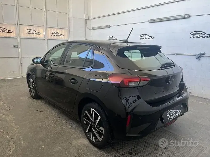 Usata Opel Corsa S 101 CV (74 kW) 2023 Nero Utilitaria