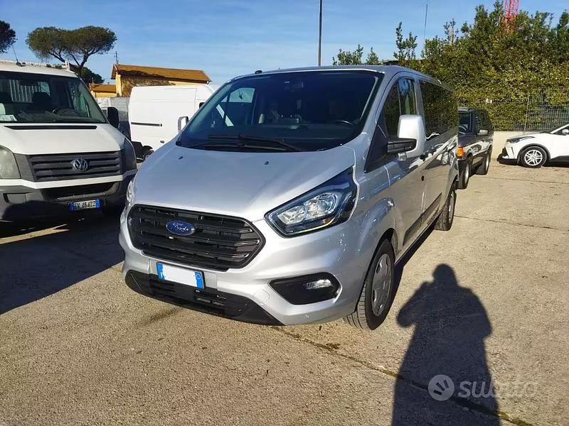 Usata Ford Transit 131 CV (96 kW) 2018 Grigio Station wagon