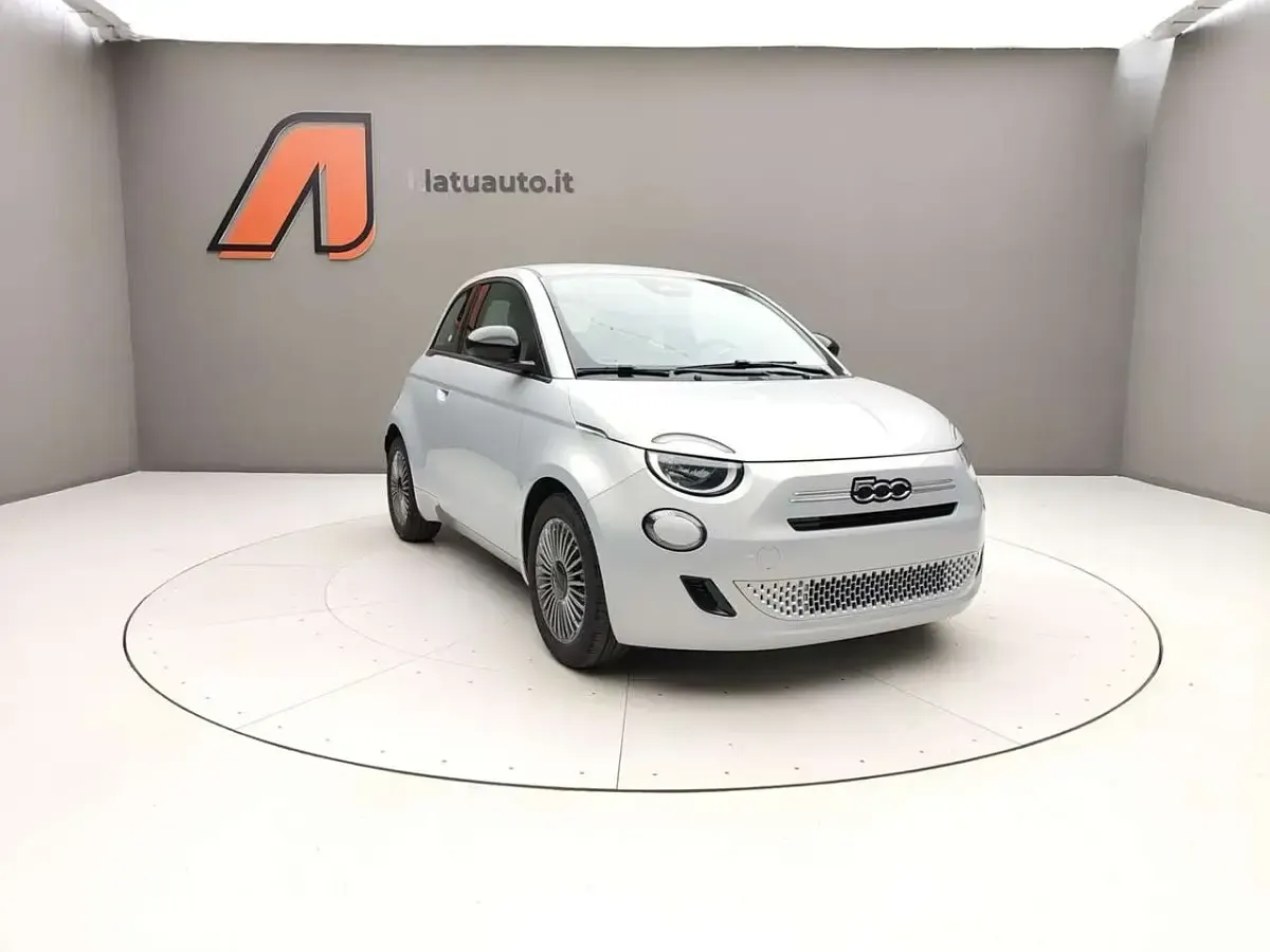 Nuova Fiat 500 Comfort 65 CV (47 kW) 2026 Celestial blu Utilitaria