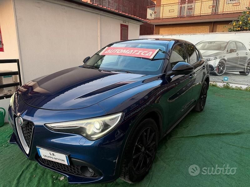 Usata Alfa Romeo Stelvio 180 CV (132 kW) 2018 Blu SUV