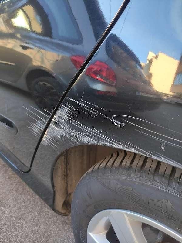 Usata Peugeot 308 Active 92 CV (67 kW) 2012 Nero Berlina