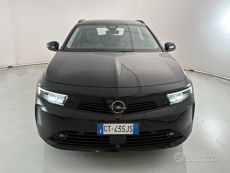 Usata Opel Astra Edition 131 CV (96 kW) 2024 Nero Station wagon