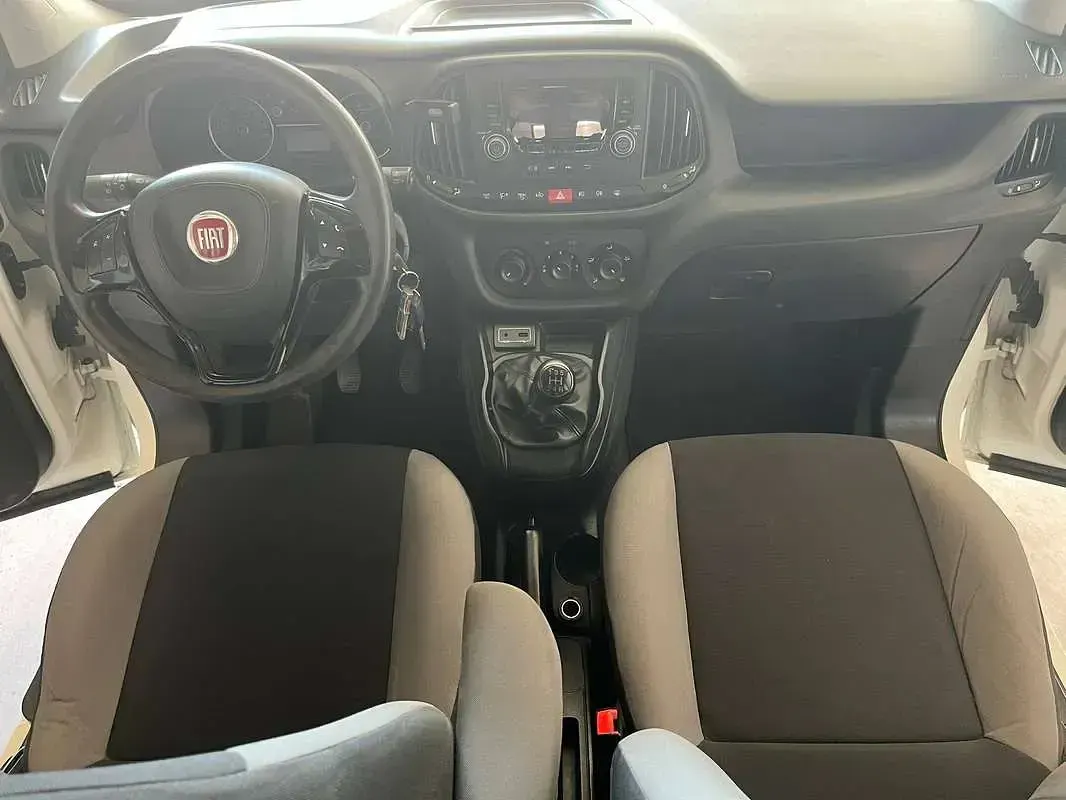 Usata Fiat Doblò 90 CV (66 kW) 2016 Monovolume