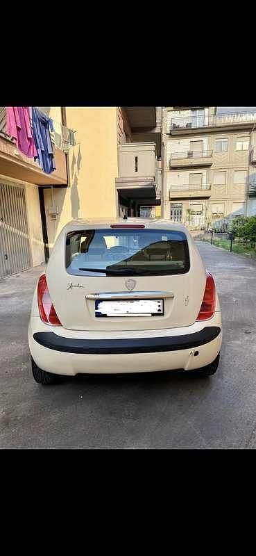 Usata Lancia Ypsilon 60 CV (44 kW) 2005 Utilitaria