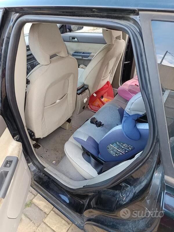 Usata Volvo V50 109 CV (80 kW) 2010 Nero Station wagon