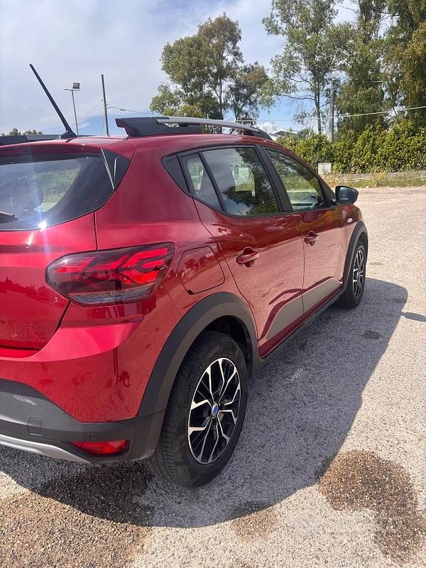 Usata Dacia Sandero 90 CV (66 kW) 2022 Utilitaria