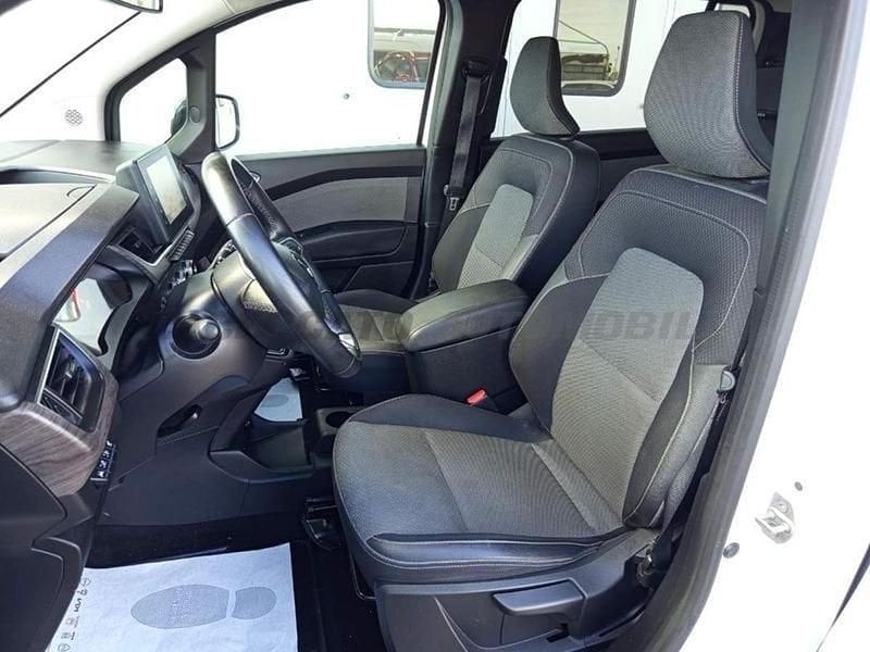 Usata Renault Kangoo Techno 130 CV (95 kW) 2024 Bianco Monovolume