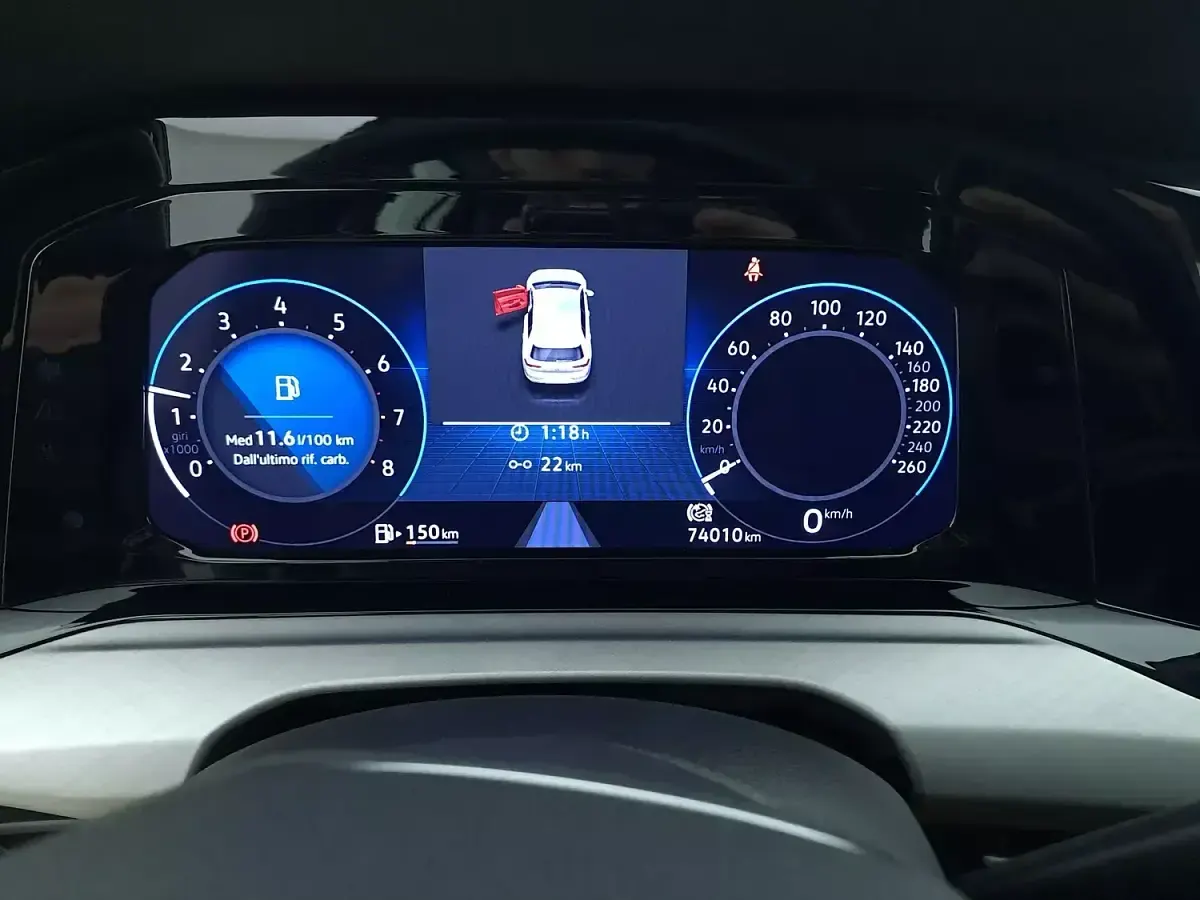 Usata VW Golf VII Life 110 CV (80 kW) 2021 Grigiogrigio Utilitaria