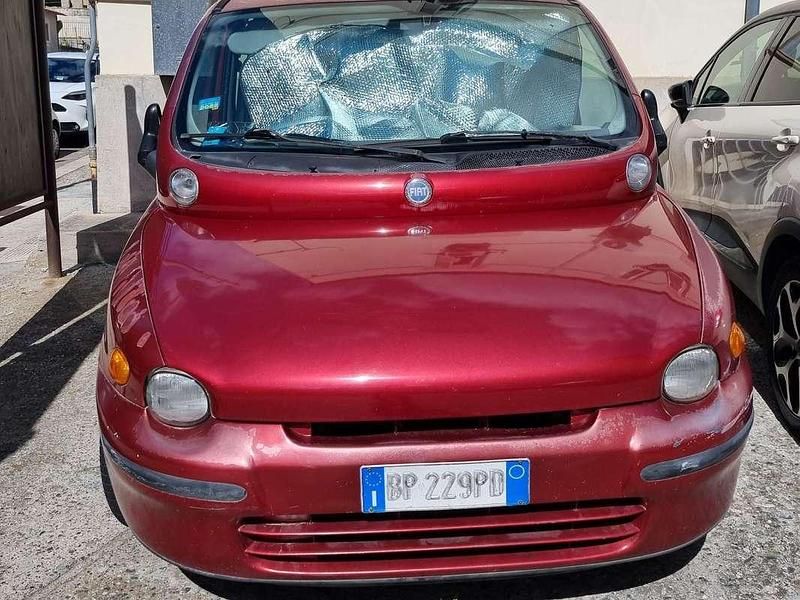 Rosso Usata 2001 Fiat Multipla Monovolume | 2500 € (Buon prezzo) - Immagine 1/4